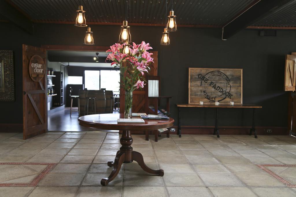One Paddock Currency Creek Winery Villas Exteriör bild